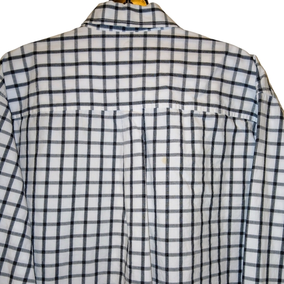 Cinch Size M Western Button Down Shirt W/One Front Pocket and Extra Buttons EUC - Picture 6 of 6